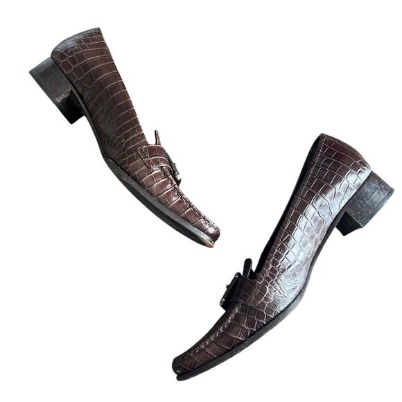 Prada Women’s Vintage Point Toe Chocolate Brown Leather Buckle Loafer Heels 38.5 - Picture 11 of 12